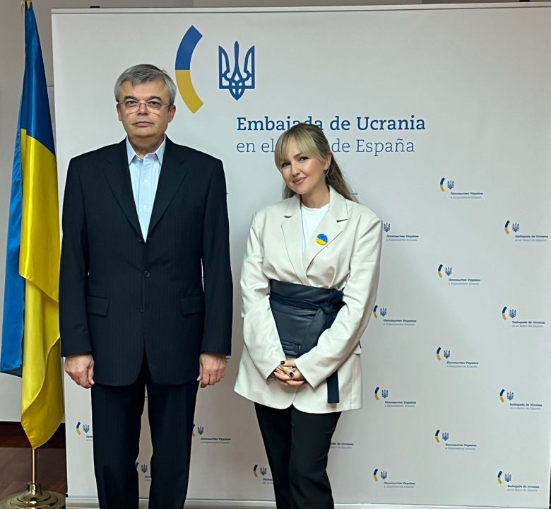 colaboración embajada de ucrania en españa